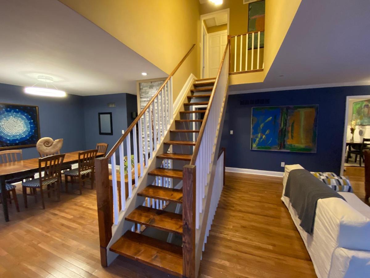 Here It Is! Cool Cape Cod-3 Br-2.5 Bath-12 Guests Olathe Exterior foto