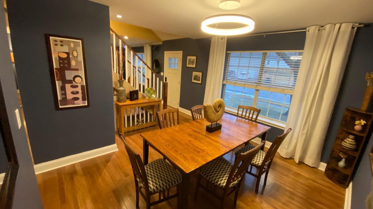 Here It Is! Cool Cape Cod-3 Br-2.5 Bath-12 Guests Olathe Exterior foto