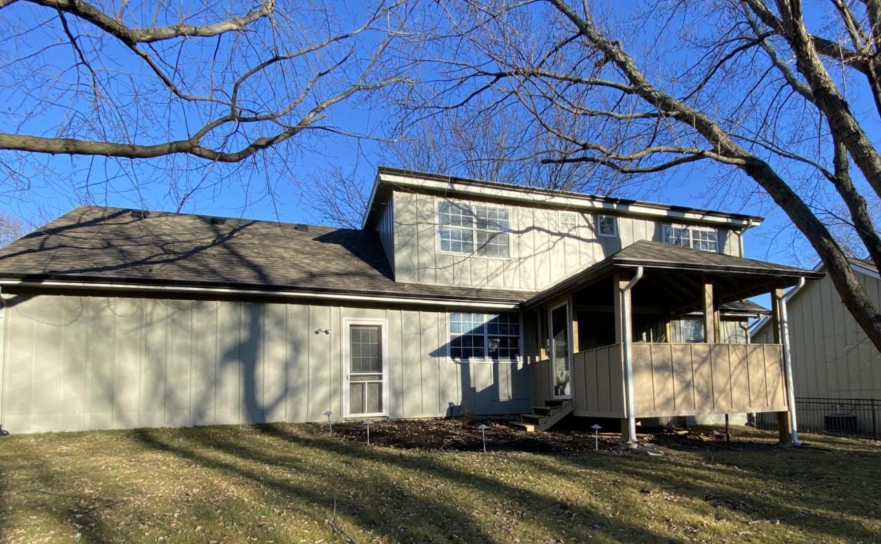 Here It Is! Cool Cape Cod-3 Br-2.5 Bath-12 Guests Olathe Exterior foto